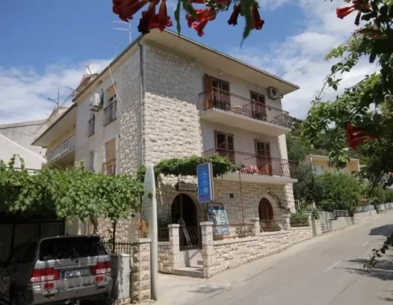 Apartmani Vela Katija